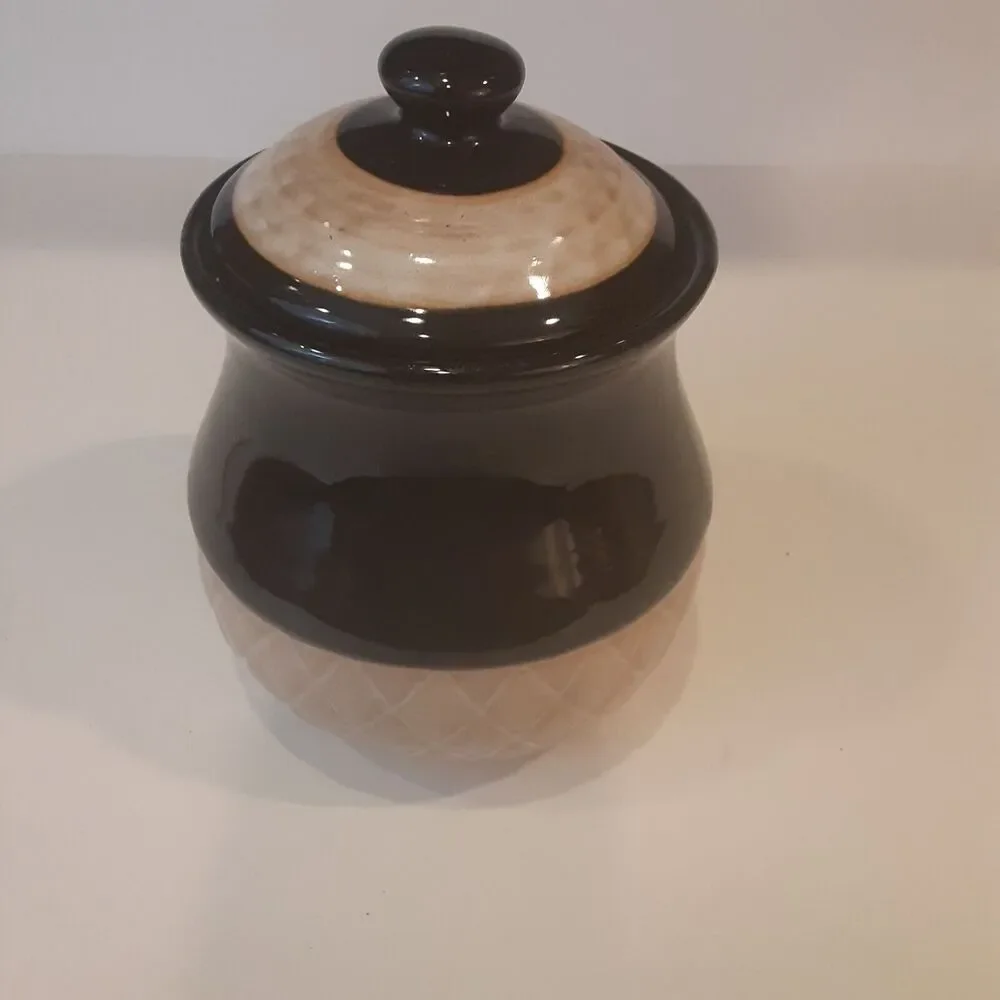 Stoneware Canister w/ Seal Tight Lid Masculine Earth Tones 6.5